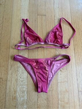 Women's Pink Shiny Bikini Top - Brand Unspecified